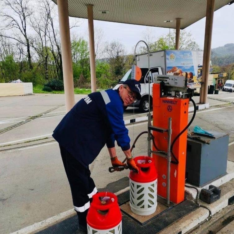 Как заправить газовый баллон безопасно. - ООО НефтоГаз